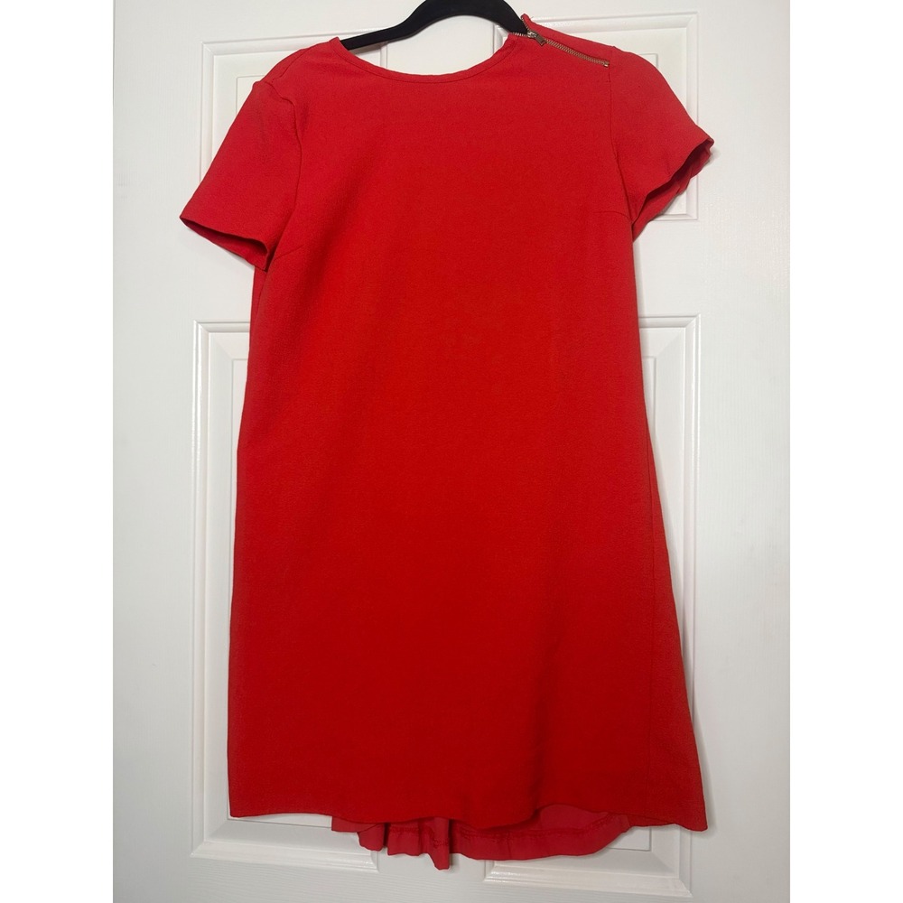 Zara Basic Red Short Sleeve Shift Dress with Pleated Back Detail Size Small